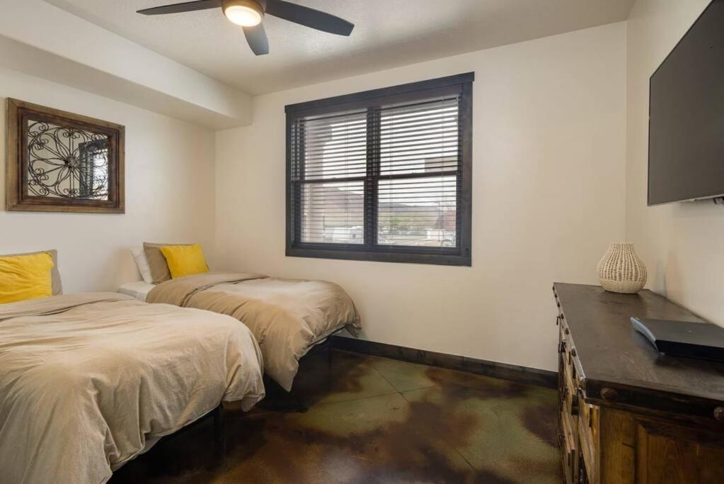Luxury Downtown Rental Moab Bagian luar foto